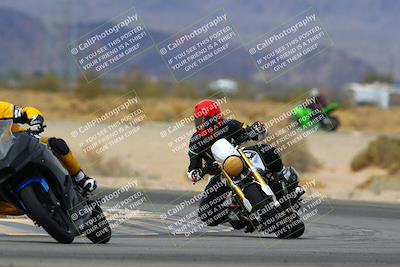 media/Mar-13-2022-SoCal Trackdays (Sun) [[112cf61d7e]]/Turn 15 (1125am)/